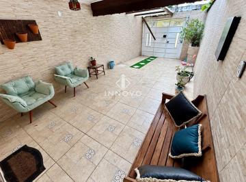 2l9gg4e2ywrmyzy5yzk1njcz_md · CASA À VENDA NO BAIRRO APARECIDA – SANTOS | 109 M² | 3 DORMS | PISCINA | 2 VAGAS