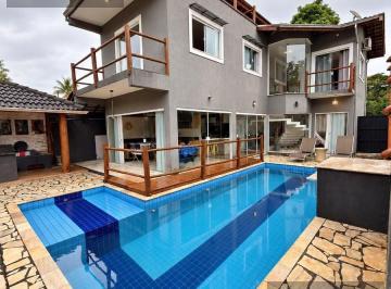 Casa · 200m² · 3 Quartos · 2 Vagas · Casa à Venda no Horto Florestal, Ubatuba - 3 Quartos, 1 Suíte, Vista Livre