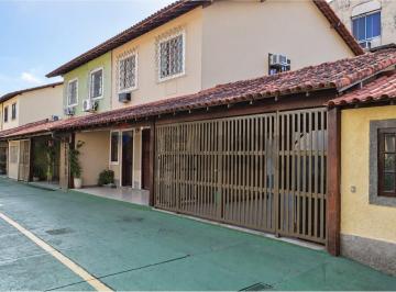 Casa · 170m² · 4 Quartos · Casa Duplex - 4 quartos com suíte e área gourmet com churrasqueira