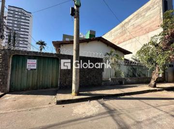 Fachada (2) · Casa em Montes Claros, no bairro Todos os Santos, para venda.