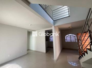 Photo 1 · Casa à venda em Maracanã com 240m², 4 Quarto(s), 1 Suíte(s) e 3 Vaga(s).