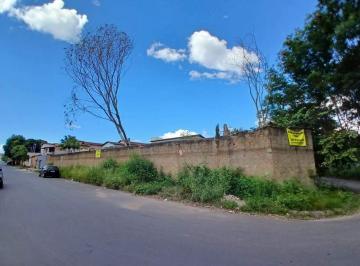 Lateral · Terreno/Lote em Montes Claros, no bairro Nossa Senhora Aparecida, para locação.