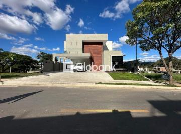 Fachada · Casa à venda em Major Prates, 3 Quarto(s), 4 Suíte(s), 4 Vaga(s).