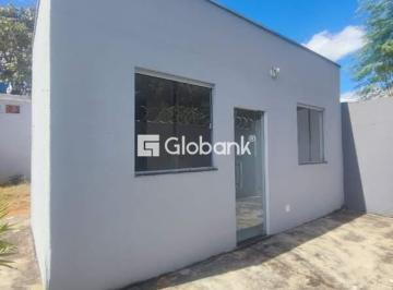 Photo 1 · Casa à venda em Maracanã com 60m², 2 quartos e 2 vagas de garagem