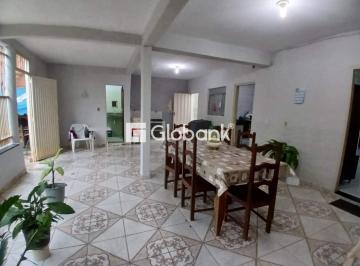 Casa 1 · Ampla Casa com 2 Pavimentos Independentes e Ponto Comercial