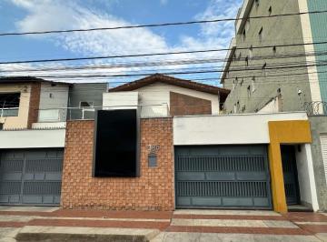 Fachada · Casa Ampla para Aluguel - Finalidade Residencial ou Comercial - Bairro São José