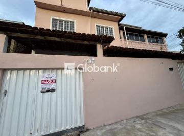 Fachada · Casa segundo pavimento com 4 quartos, sendo 1 suite, 2 banheiros, 1 vaga de gara