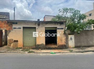 Ponto Comercial · Loja/Salão/Ponto Comercial em Montes Claros, no bairro Vila Guilhermina, à venda.