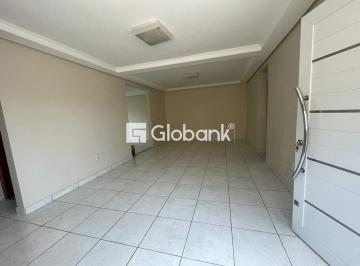 Sala · Apartamento à venda no Bairro Major Prates em Montes Claros - MG.