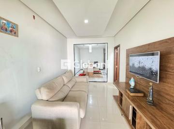 Sala de Estar · Casa à venda e aluguel em Canelas II com 150m², 4 quarto(s), 2 vaga(s).