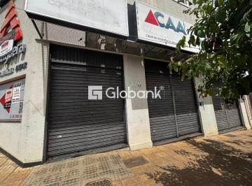 Fachada · Ponto comercial com sobre loja, 3 banheiros no bairro Santo Expedito