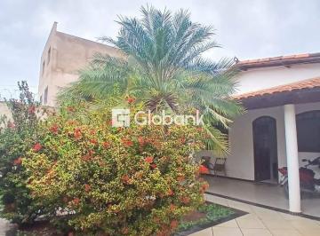 Photo 1 · Casa à venda em Esplanada, Montes Claros – 270 m², 3 quartos (1 suíte)