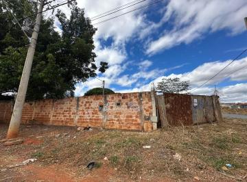 Photo 1 · Lote Murado para Aluguel - Jardim Primavera, Montes Claros-MG, 1.800 m²