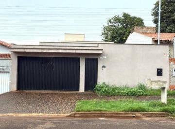 Foto 01 · Casa, Natal, Ituiutaba, MG