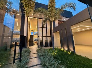 Casa de 4 quartos, Vicente Pires · Casa de 390 m² com 4 quartos à venda em Vicente Pires