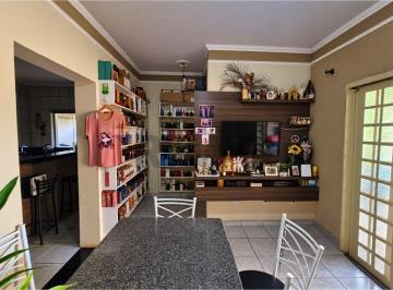 Casa · 150m² · 3 Quartos · 2 Vagas · Casa para venda em Jardim Chaparral de 150.00m² com 3 Quartos e 2 Garagens