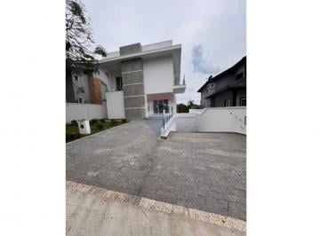 Casa · 300m² · 4 Quartos · Casa de Condomínio para venda em Arujá V de 300.00m² com 4 Quartos e 4 Suites