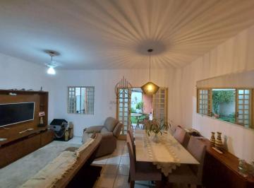Casa · 185m² · 3 Quartos · 2 Vagas · Casa de Condomínio para venda em Parque São Cristóvão de 185.00m² com 3 Quartos, 1 Suite e 2 Garagen