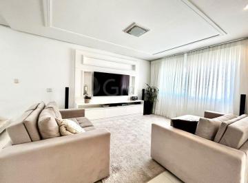 Photo 1 · Casa de 325m² com 5 quartos sendo 1 suite na Carvoeira