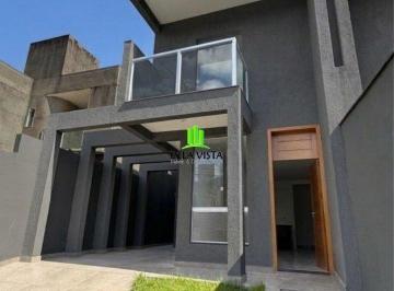 Photo 1 · Casa com 3 Quartos, 1 Suíte com Closet, 95 m² de Área Construída em Terreno de 1