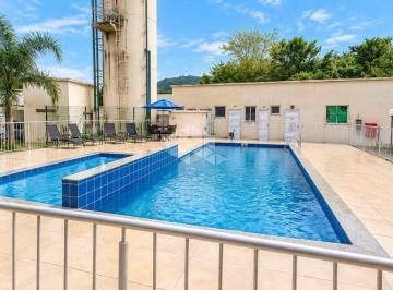 Piscina Residencial com Torre de Serviço · Vende-se apartamento de 2 quartos com 38,40 no bairro Progresso - Blumenau -SC