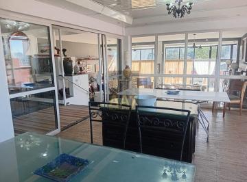 Casa · 560m² · 5 Quartos · 4 Vagas · Casa com perfil especial na Vila Tramontano!