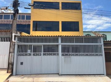 Casa de 6 quartos, Ceilândia · QNP 21 CONUUNTO J