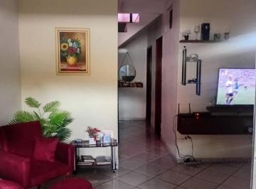 Casa de 5 quartos, São Luís · Casa duplex reformada no Cohab, com 5 quartos e escritório