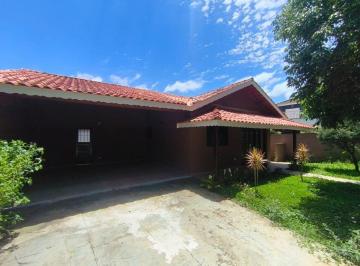 Casa · 110m² · 3 Quartos · 3 Vagas · Casa para Locação com 3 Dormitórios, Suíte e Garagem para até 4 Carros