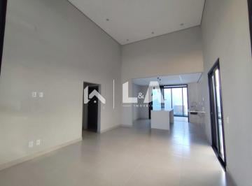 Casa · 131m² · 3 Quartos · 2 Vagas · Casa em condomínio à venda em Votorantim, com 3 quartos e 4 suítes