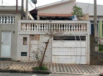 Casa · 121m² · 3 Quartos · 1 Vaga · CASA, 3 Dormitório(s) Bairro Centro