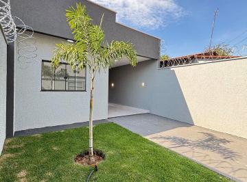 Casa · 87m² · 2 Quartos · 2 Vagas · Casa 2 quartos sendo 1 suíte no Setor Parque das Nações