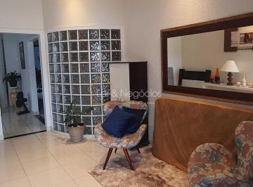 Casa · 184m² · 3 Quartos · 1 Vaga · Casa de alto padrão com 3 dormitórios no Jardim Califórnia