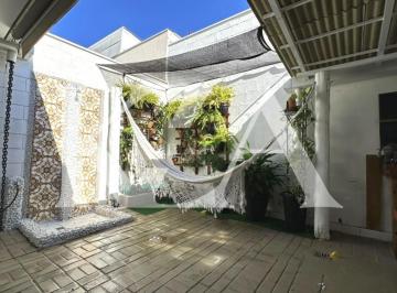Casa · 111m² · 3 Quartos · Sobrado para venda em Jardim Carolina de 111.00m² com 3 Quartos e 2 Suites