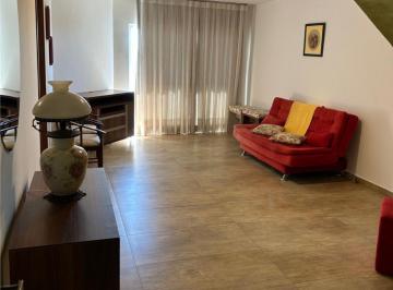 Apartamento · 218m² · 4 Quartos · 2 Vagas · Cobertura em Capoeiras, Florianópolis/SC de 218m² 4 quartos para locação R$ 6.000,00/mes