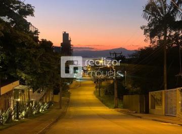 Imagem 1 · Casa para aluguel em João Paulo, Florianópolis