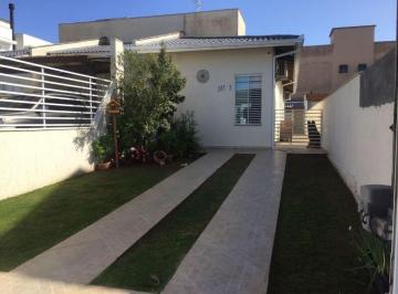 Imagem 1 · Casa para venda em São João do Rio Vermelho, Florianópolis
