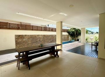 Imagem 1 · Casa para venda e aluguel em Lagoa da Conceição, Florianópol