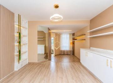 Apartamento de 3 quartos, Curitiba · Apartamento reformado com 3 quartos e 1 vaga no Cristo Rei