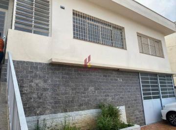 Casa · 300m² · 3 Quartos · 2 Vagas · 3 dormitórios !