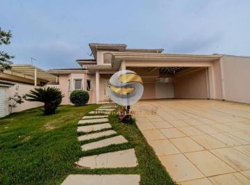 Casa · 387m² · 4 Quartos · 4 Vagas · Casa com 4 quartos, sendo 3 suítes, Piscina, espaço gourmet, 4 vagas,