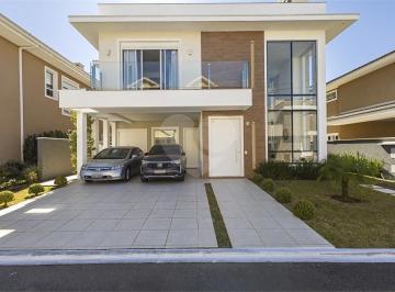 Casa · 349m² · 3 Quartos · 2 Vagas · Casa à venda em Santa Felicidade