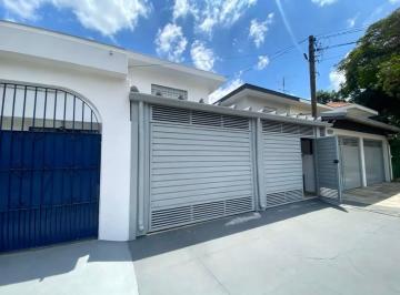 Comercial · 220m² · 2 Vagas · Casa comercial na Rua Thomás Deloney, 473 • 220 m²
