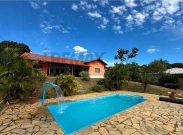 Casa · 237m² · 4 Quartos · 4 Vagas · Casa de Condomínio para venda em Almeida de 236.85m² com 4 Quartos, 4 Suites e 4 Garagens