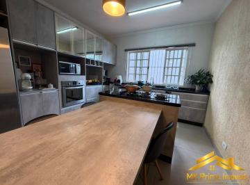 Casa · 228m² · 3 Quartos · 6 Vagas · Casa 228m² com 3 quartos na vila Campesina— OSASCO/SP