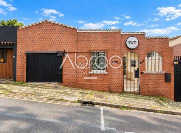 Comercial · 136m² · 1 Vaga · Casa Comercial para Alugar em São Francisco