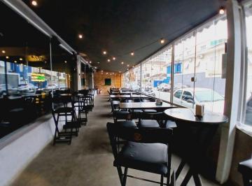 Comercial · 160m² · Bar conceituado, totalmente equipado, moderno. Fica tudo.