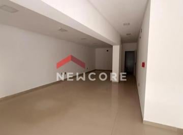 Comercial · 70m² · 1 Vaga · Sala comercial em Rua 226 - Meia Praia - Itapema/SC