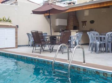 Casa · 95m² · 3 Quartos · 6 Vagas · CASA TERREA COM PISCINA ; CHURRASQUERIA PERTO DA PRAIA