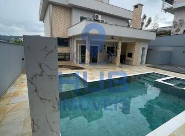 9014_218425_1772901373433.jpg
·
Casa de alto padrão com piscina, suítes e área de laze
